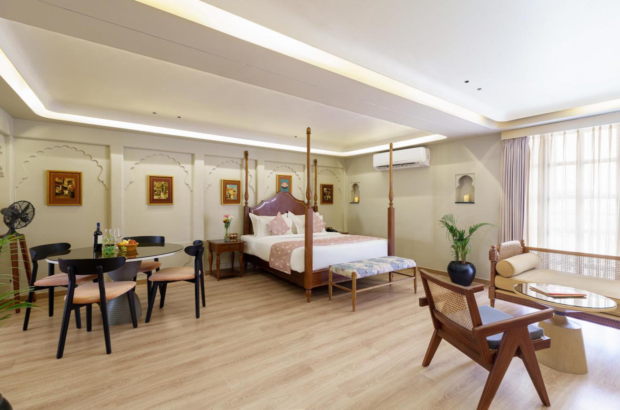 The Red Pier By Downtown Udaipur Hotel Exterior foto