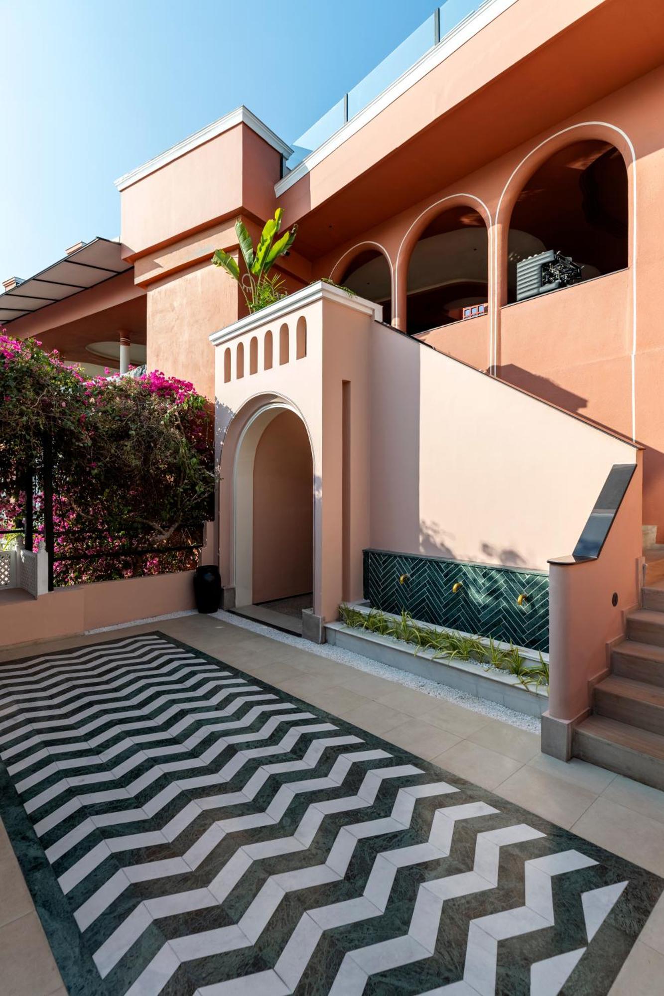 The Red Pier By Downtown Udaipur Hotel Exterior foto